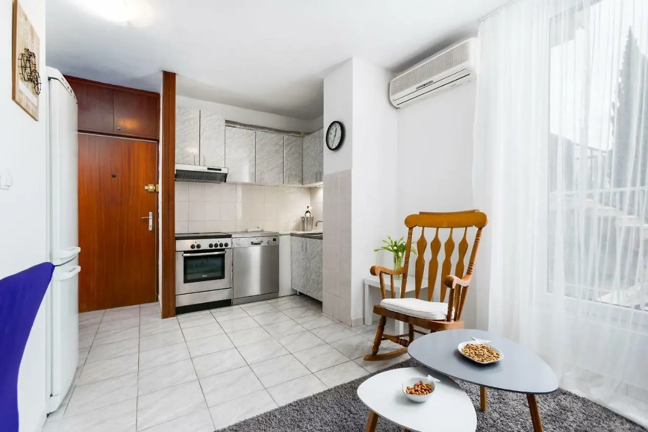 Apartman Edi Split 0*,