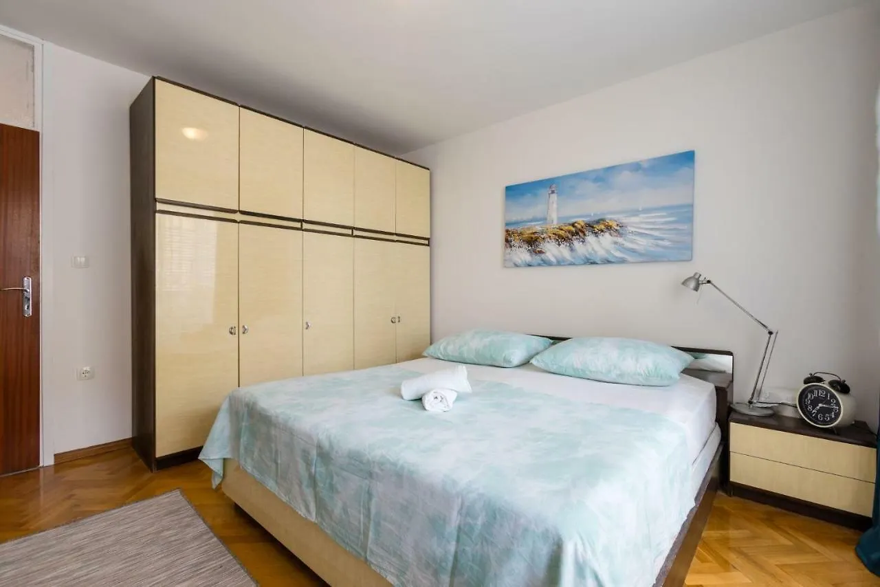 Apartman Edi Split 0*,